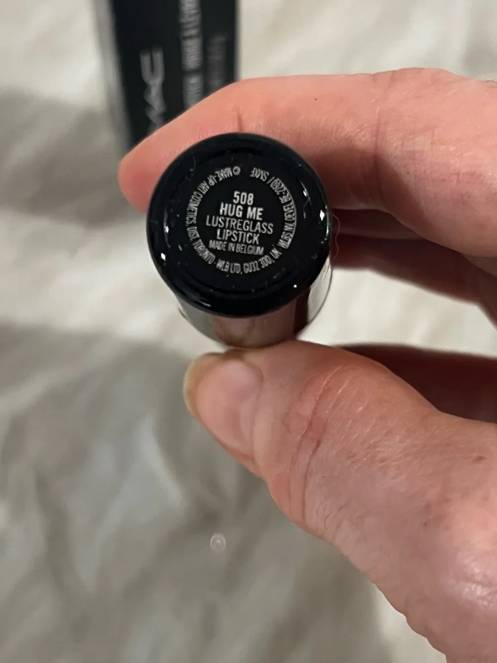 NEW MAC Cosmetics Lustreglass Sheer Shine Lipstick Hug Me 508 Blushed Nude